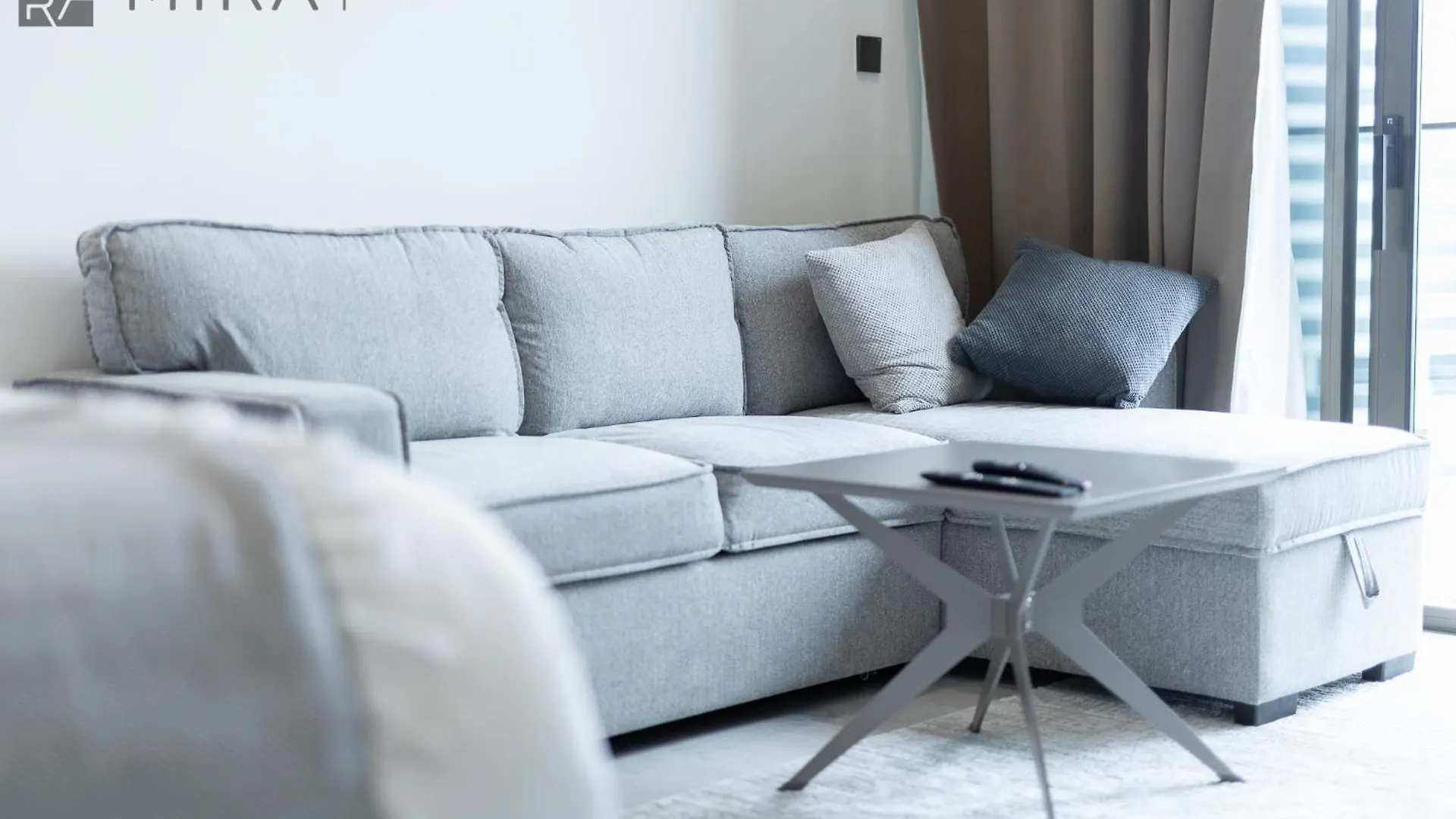 Appartement Mira Holiday Homes - Newly And Cosy Studio With Balcony In Business Bay Dubai